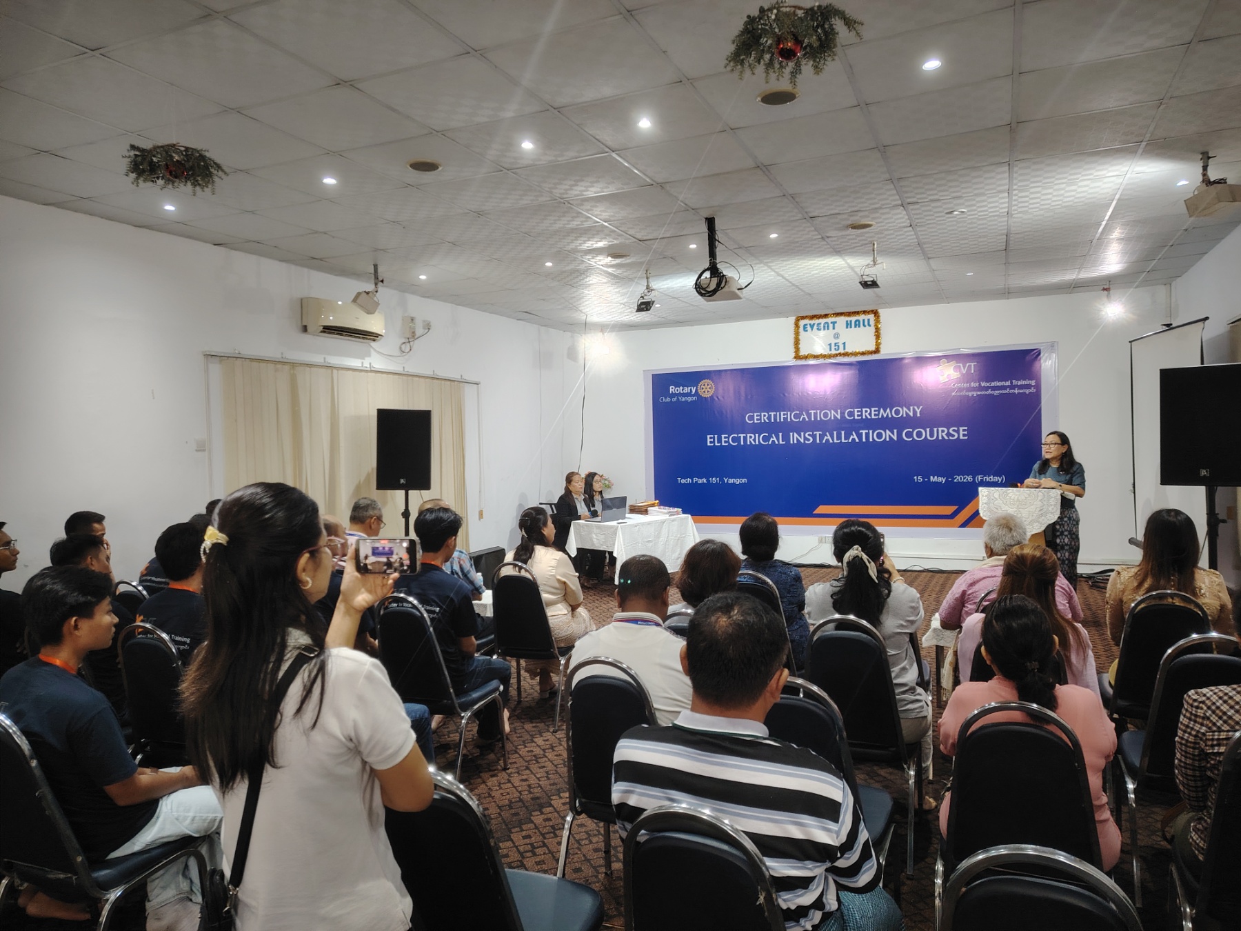 el level 2 certification ceremony