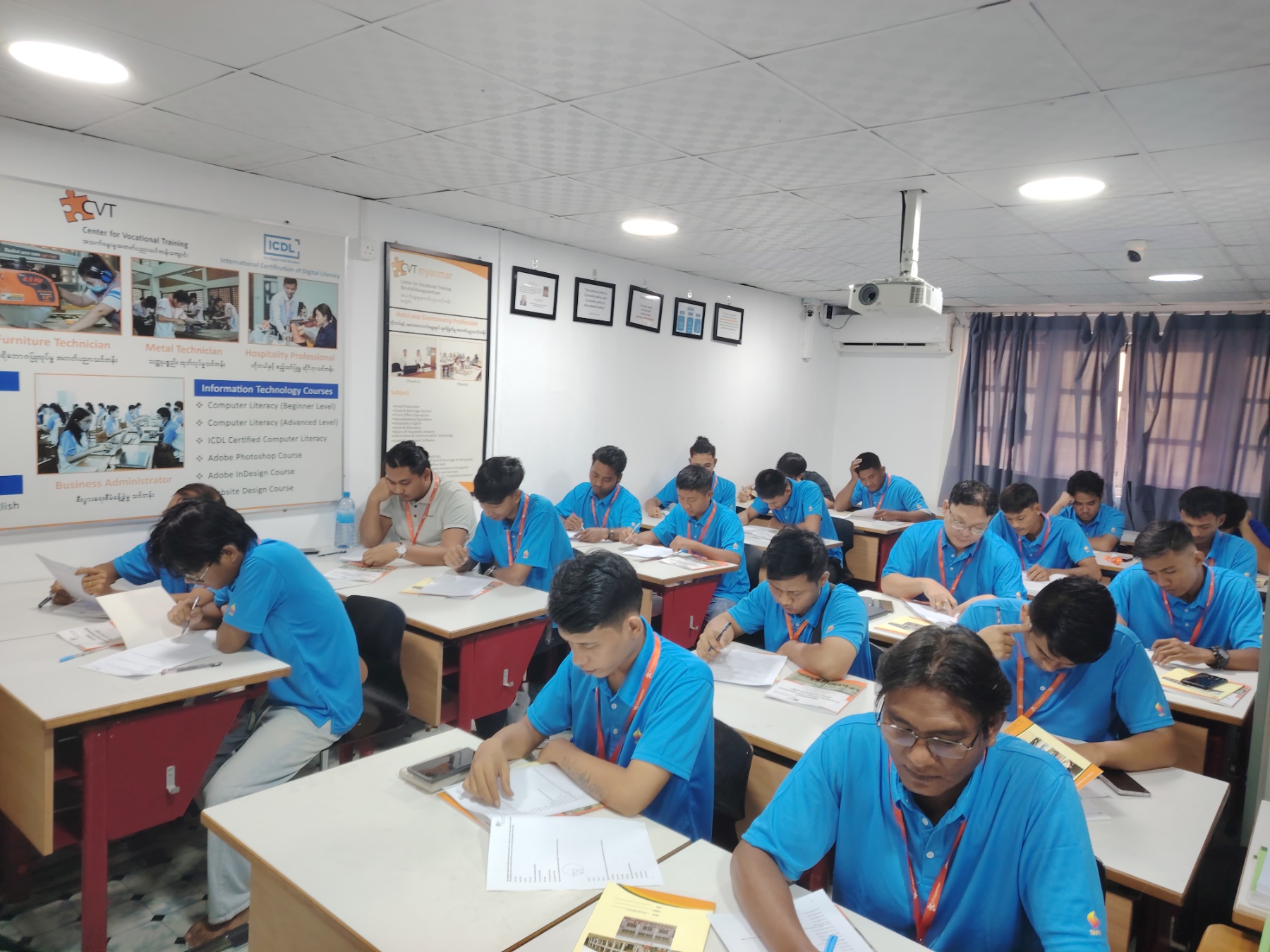 Electrical and Solar Installation Course သင်တန်း ဖွင့်လှစ်ခြင်း